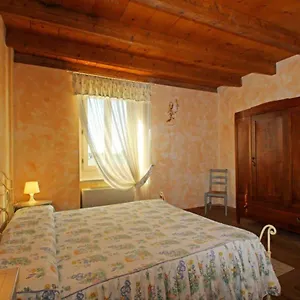  Casa di campagna Cascina Le Preseglie Italia