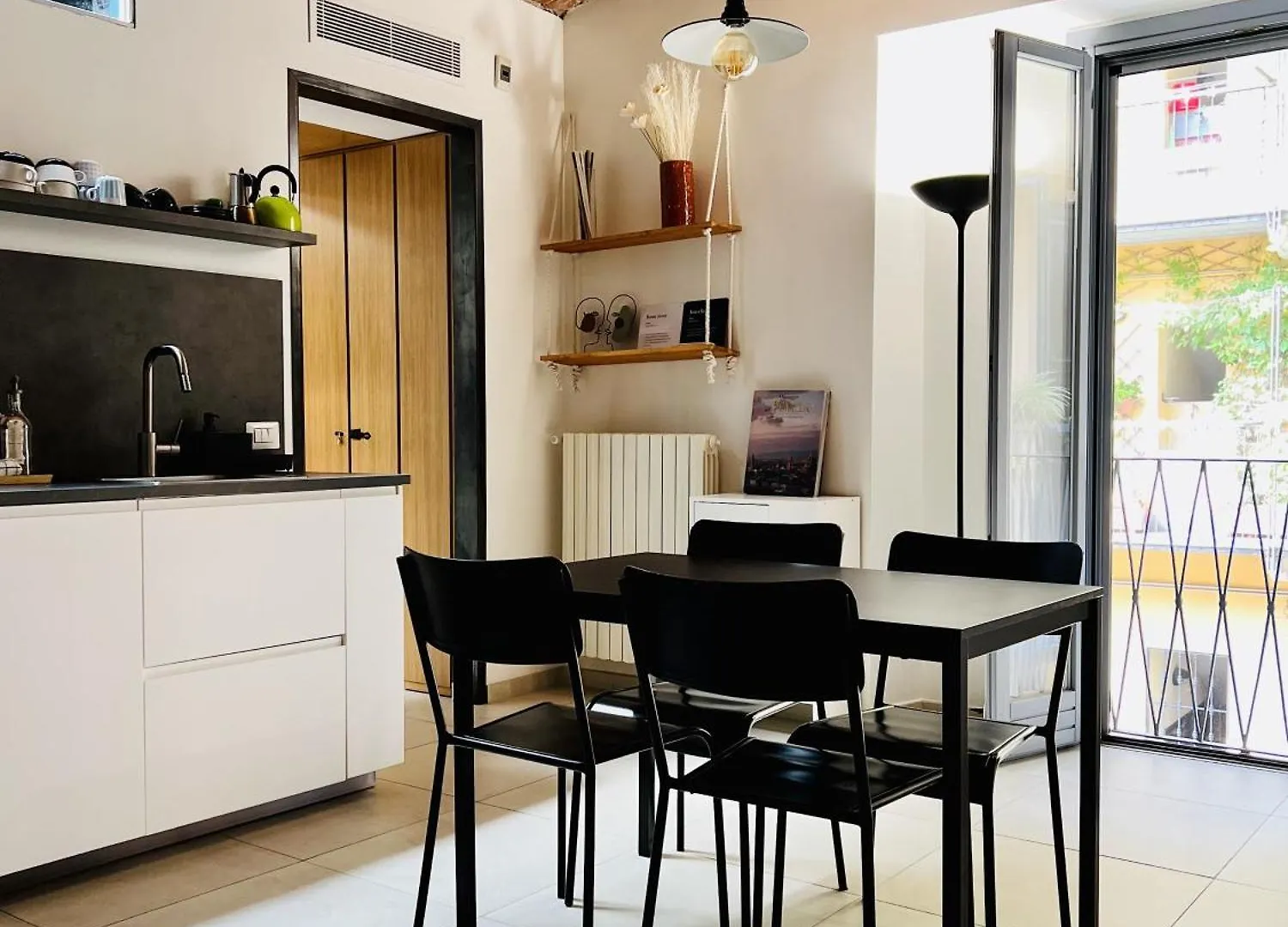 Bilocale Su Corte Milanese Italia