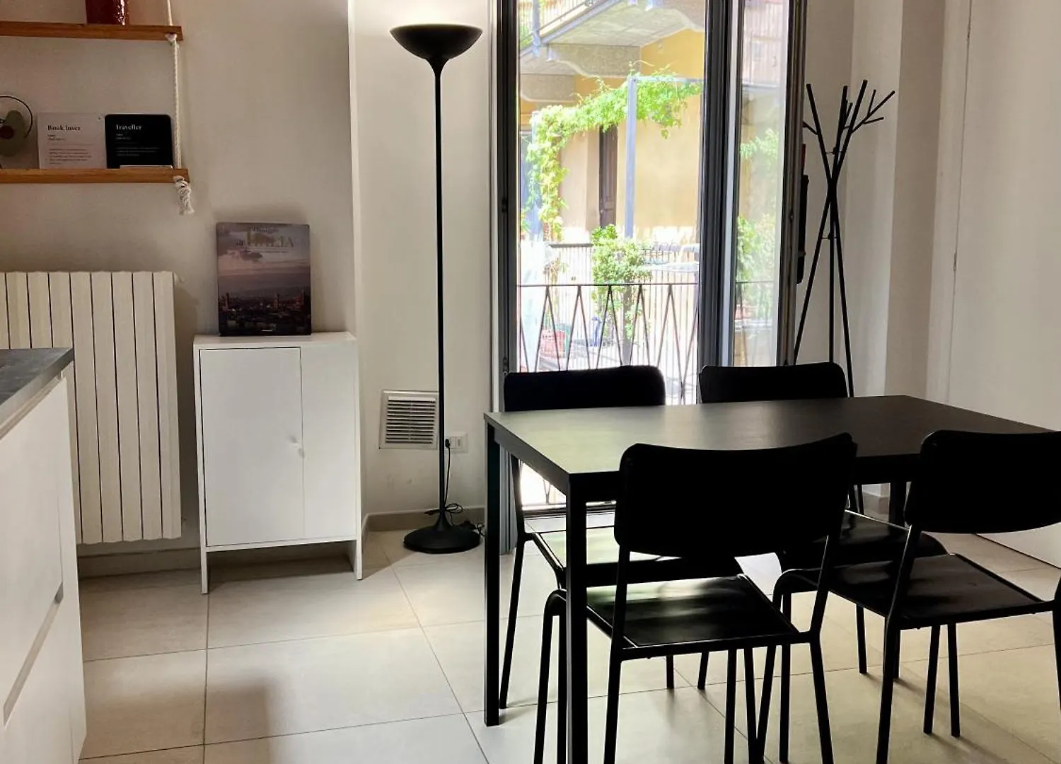 Bilocale Su Corte Milanese Milan